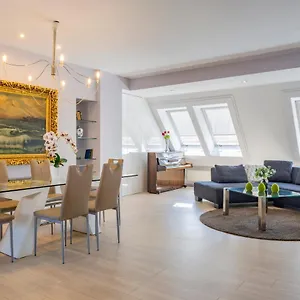Market Square Apartament
